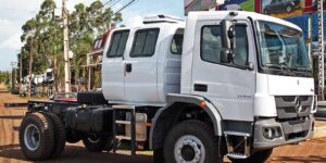 Cabine Suplementar de Fibra para Caminhão Mercedes.